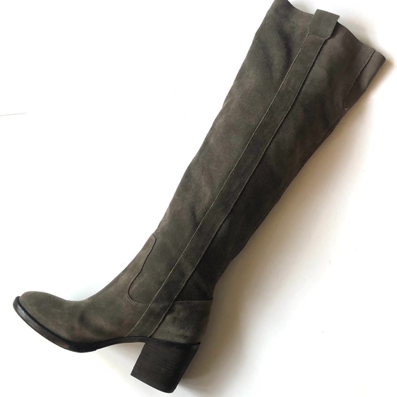 NEW BCBG Generation Suede Knee High Boots - Picture 1 of 17